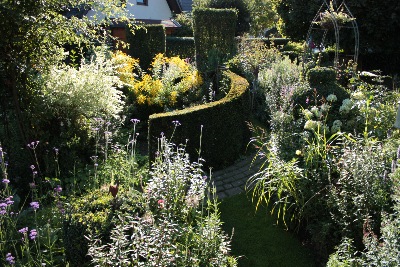 Herbstlicher Gartenblick